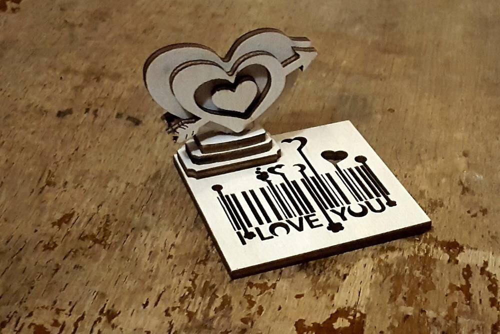 Intra απο ξύλο plywood 3mm-4mm πάχος - Καρδιά Δίασταση 30x30 cm Intraeaxys-yon48g1r