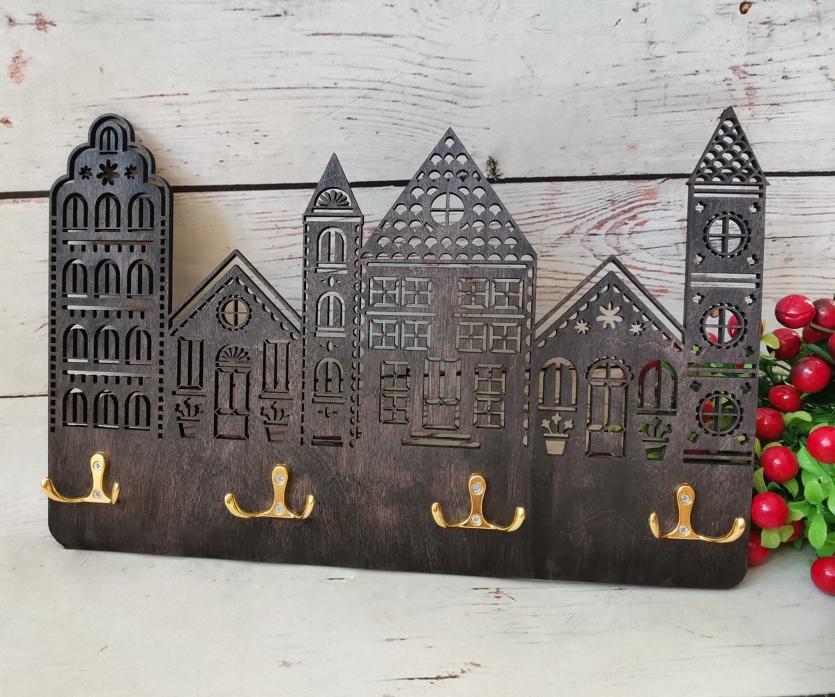 Intra απο ξύλο plywood 3mm-4mm πάχος - Κλειδοθήκη σε σχήμα σπιτιού Δίασταση 30x30 cm Intraeaxys-r7vmgl27