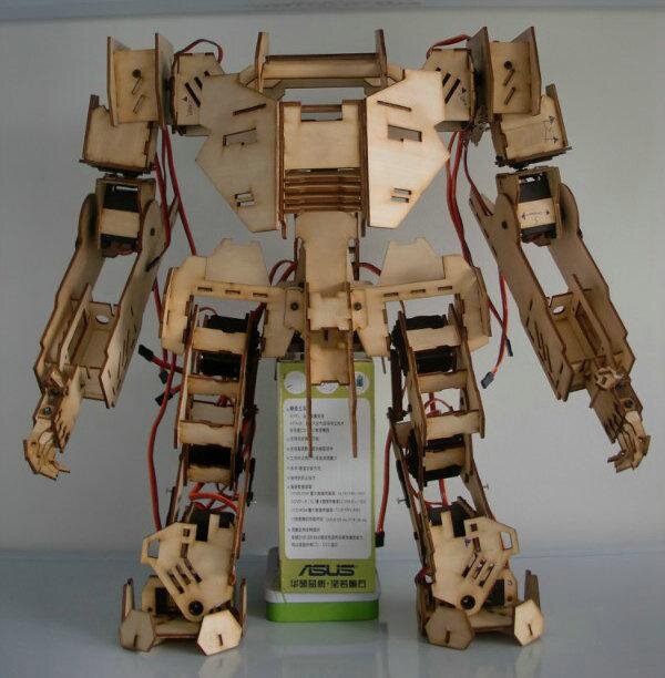Intra απο ξύλο plywood 3mm-4mm πάχος - Mechbot Robot 3D Puzzle Δίασταση 30x30 cm Intraeaxys-m1dp2l1k