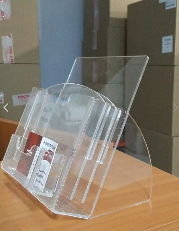 Intra απο ξύλο plywood 3mm-4mm πάχος - Θήκη μπροσούρας γραφείου Δίασταση 30x30 cm Intraeaxys-eo4qz3w7