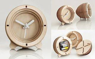 Intra απο ξύλο plywood 3mm-4mm πάχος - Επιτραπέζιο ρολόι Δίασταση 30x30 cm Intraeaxys-075kw37z