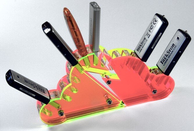 Intra απο ξύλο plywood 3mm-4mm πάχος - Βάση USB Stick σε σχήμα Cloud Δίασταση 30x30 cm Intraeaxys-joed9jd1