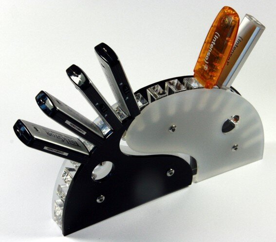 Intra απο ξύλο plywood 3mm-4mm πάχος - Ying Yang USB Flash Drives Δίασταση 30x30 cm Intraeaxys-ro6ylgq7