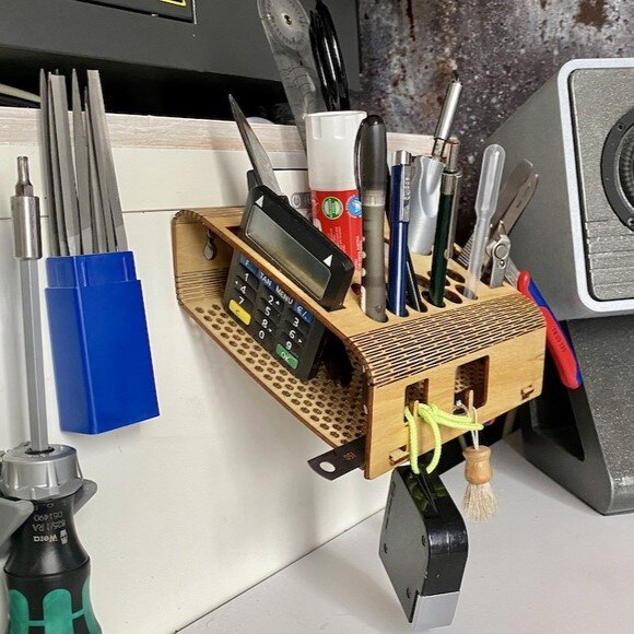 Intra απο ξύλο plywood 3mm-4mm πάχος - Επιτοίχιος Ξύλινος Οργανωτής 3mm Δίασταση 30x30 cm Intraeaxys-d1lvrjxo