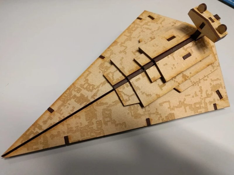 Intra απο ξύλο plywood 3mm-4mm πάχος - Star Destroyer Star Wars Δίασταση 30x30 cm Intraeaxys-eo4y4ngo