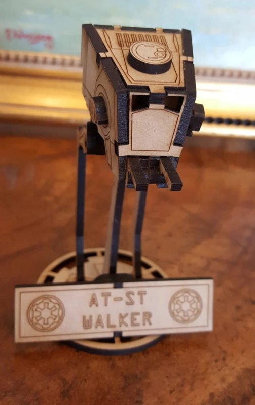 Intra απο ξύλο plywood 3mm-4mm πάχος - Star Wars AT-ST Walker Δίασταση 30x30 cm Intraeaxys-zo98m3y1
