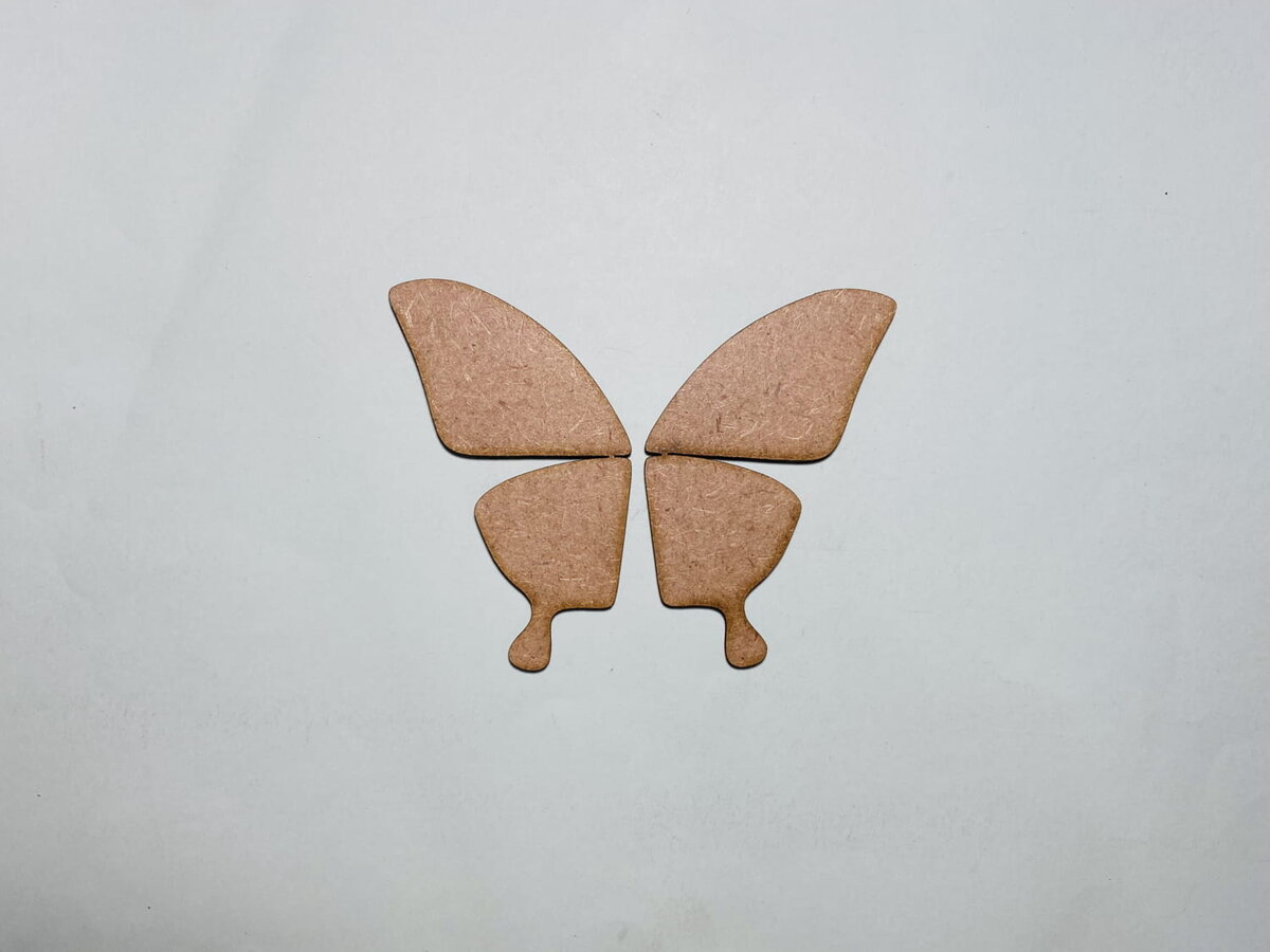 Intra απο ξύλο plywood 3mm-4mm πάχος - Κοπή ξύλινης χειροτεχνίας σε σχήμα φτερών πεταλούδας Δίασταση 30x30 cm Intraeaxys-91jdgz51