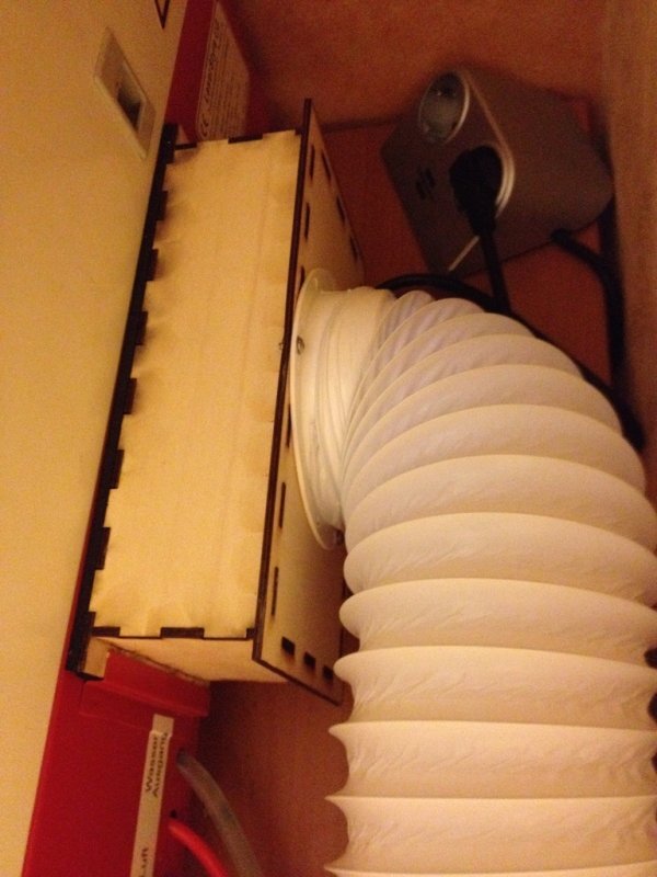 Intra απο ξύλο plywood 3mm-4mm πάχος - Προσαρμογέας σωλήνα εξάτμισης για ter SH-K40 IV Δίασταση 30x30 cm Intraeaxys-lop324z1