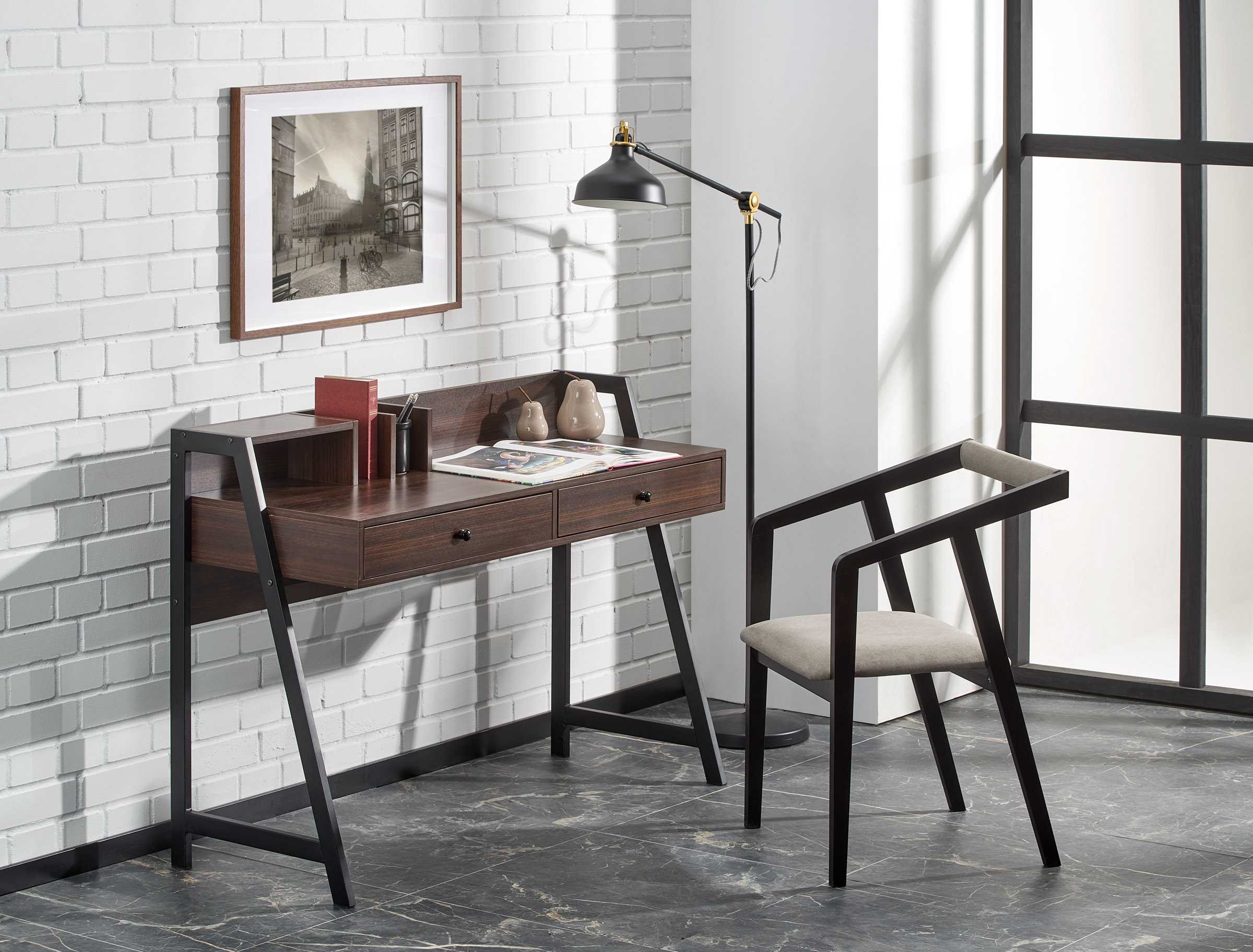 B47 desk walnut / black DIOMMI V-CH-B/47 DIOMMI-60-20400