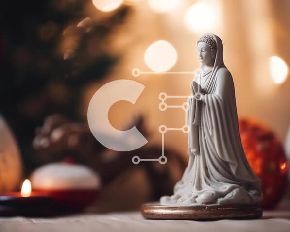 Intra Συλλεκτικό Ξύλινο Παζλ Plywood  4mm - Λευκό Άγαλμα της Παναγίας με κεριά και στολίδια Σε Ξύλινο Κουτί - Διαστάσεις Puzzle: 10x10 cm – 25 κομμάτια