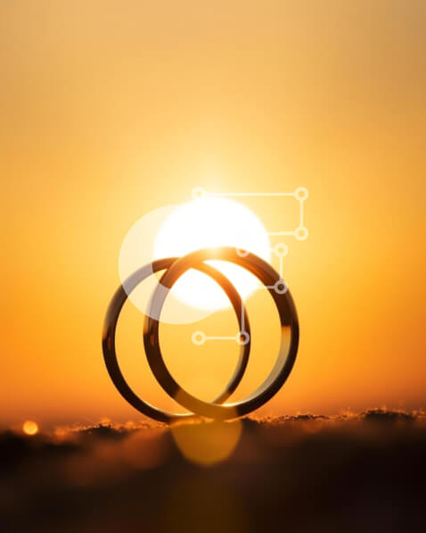 Intra Συλλεκτικό Ξύλινο Παζλ Plywood  4mm - Στοιβαγμένες βέρες με φόντο ηλιοβασίλεμα Σε Ξύλινο Κουτί - Διαστάσεις Puzzle: 10x10 cm – 25 κομμάτια