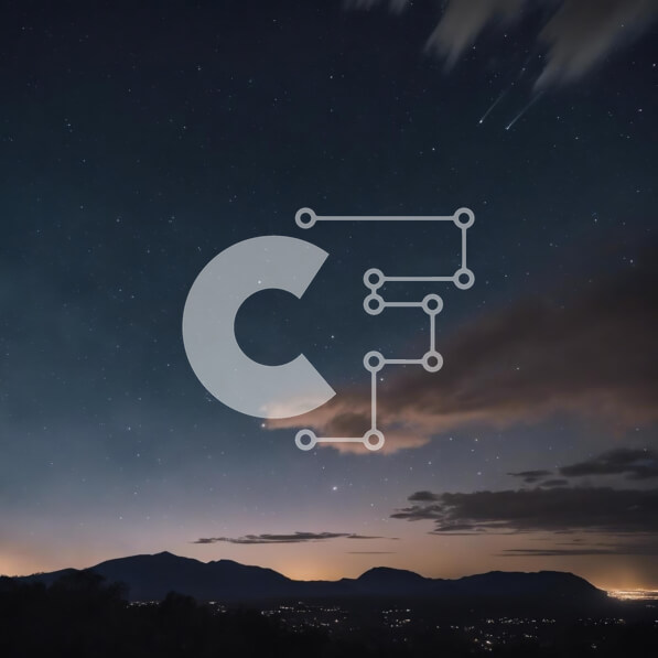 Intra Συλλεκτικό Ξύλινο Παζλ Plywood  4mm - Έναστρος νυχτερινός ουρανός με τα φώτα της πόλης και τα βουνά Σε Ξύλινο Κουτί - Διαστάσεις: 10x10 cm – 25 κομμάτια