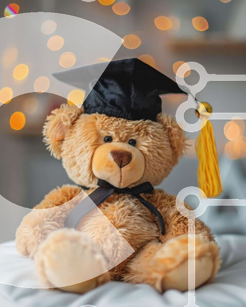 Intra Συλλεκτικό Ξύλινο Παζλ Plywood  4mm - Αρκουδάκι με καπέλο αποφοίτησης στο κρεβάτι Σε Ξύλινο Κουτί - Διαστάσεις Puzzle: 10x10 cm – 25 κομμάτια