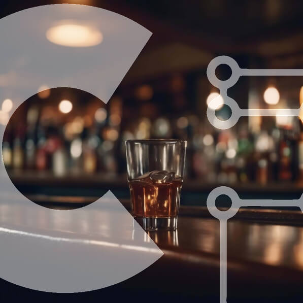 Σετ των 2 Intra Συλλεκτικό Ξύλινο Παζλ Plywood  4mm - Ποτήρι ουίσκι στον πάγκο του μπαρ με μπουκάλια ποτών Σε Ξύλινο Κουτί - Διαστάσεις: 10x10 cm – 25 κομμάτια