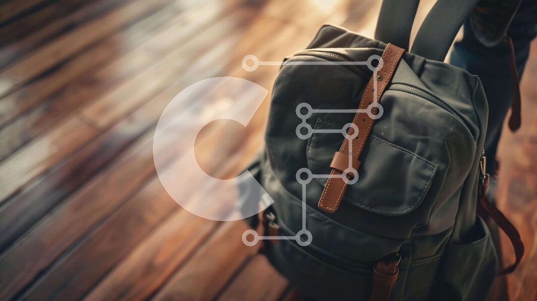 Intra Συλλεκτικό Ξύλινο Παζλ Plywood  4mm - Σακίδιο πλάτης σε ξύλινο πάτωμα σε καλή κατάσταση Σε Ξύλινο Κουτί - Διαστάσεις: 10x10 cm – 25 κομμάτια