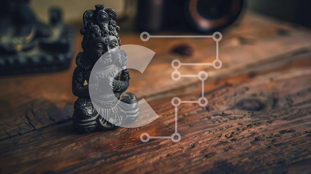 Intra Συλλεκτικό Ξύλινο Παζλ Plywood  4mm - Μεταλλικό άγαλμα εμπνευσμένο από την Ασία σε ξύλινο τραπέζι Σε Ξύλινο Κουτί - Διαστάσεις: 10x10 cm – 25 κομμάτια