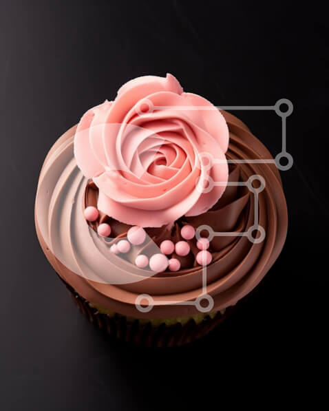 Σετ των 2 Intra Συλλεκτικό Ξύλινο Παζλ Plywood  4mm - Εκλεκτό Cupcake με σοκολατένιο πάγωμα και ροζ τριαντάφυλλα Σε Ξύλινο Κουτί - Διαστάσεις: 10x10 cm – 25 κομμάτια