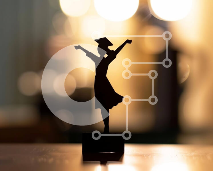 Intra Συλλεκτικό Ξύλινο Παζλ Plywood  4mm - Φιγούρα σιλουέτας με ενδυμασία αποφοίτησης που γιορτάζει Σε Ξύλινο Κουτί - Διαστάσεις Puzzle: 10x10 cm – 25 κομμάτια