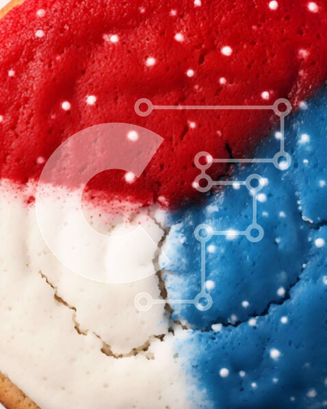 Σετ των 2 Intra Συλλεκτικό Ξύλινο Παζλ Plywood  4mm - Πατριωτικό μπισκότο με κόκκινα, λευκά και μπλε διακοσμητικά Σε Ξύλινο Κουτί - Διαστάσεις: 10x10 cm – 25 κομμάτια