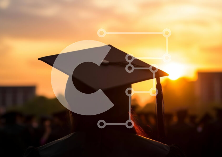 Intra Συλλεκτικό Ξύλινο Παζλ Plywood  4mm - Τελετή Αποφοίτησης στο Ηλιοβασίλεμα Σε Ξύλινο Κουτί - Διαστάσεις Puzzle: 10x10 cm – 25 κομμάτια