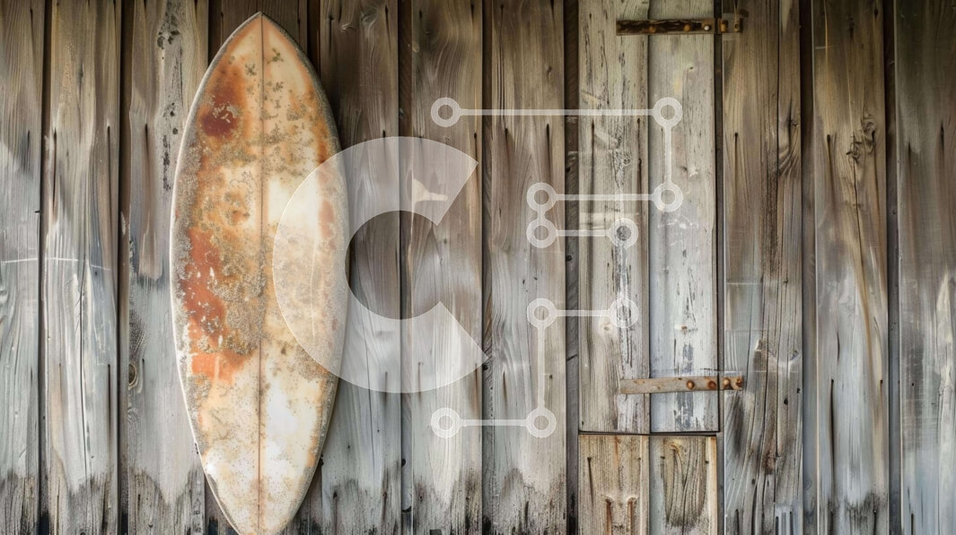 Intra Συλλεκτικό Ξύλινο Παζλ Plywood  4mm - Σκουριασμένη σανίδα του σερφ σε ξύλινο τοίχο Σε Ξύλινο Κουτί - Διαστάσεις Puzzle: 10x10 cm – 25 κομμάτια