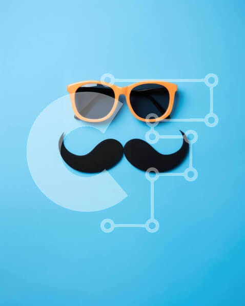 Intra Συλλεκτικό Ξύλινο Παζλ Plywood  4mm - Δημιουργικά γυαλιά ηλίου και μουστάκι σε μπλε φόντο Σε Ξύλινο Κουτί - Διαστάσεις Puzzle: 10x10 cm – 25 κομμάτια