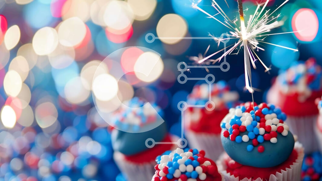 Σετ των 2 Intra Συλλεκτικό Ξύλινο Παζλ Plywood  4mm - Γιορτινά Cupcakes με Βεγγαλικό και Διακοσμητικά Σε Ξύλινο Κουτί - Διαστάσεις: 10x10 cm – 25 κομμάτια