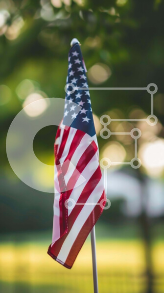 Intra Συλλεκτικό Ξύλινο Παζλ Plywood  4mm - Αμερικανική σημαία στον εορτασμό της 4ης Ιουλίου Σε Ξύλινο Κουτί - Διαστάσεις: 10x10 cm – 25 κομμάτια