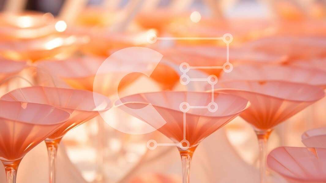 Intra Συλλεκτικό Ξύλινο Παζλ Plywood  4mm - Ροζ ποτήρια Martini με floral διακοσμητικά Σε Ξύλινο Κουτί - Διαστάσεις Puzzle: 10x10 cm – 25 κομμάτια