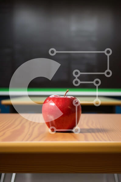 Intra Συλλεκτικό Ξύλινο Παζλ Plywood  4mm - Κόκκινο μήλο στο ξύλινο γραφείο στην τάξη με τους μαθητές Σε Ξύλινο Κουτί - Διαστάσεις Puzzle: 10x10 cm – 25 κομμάτια