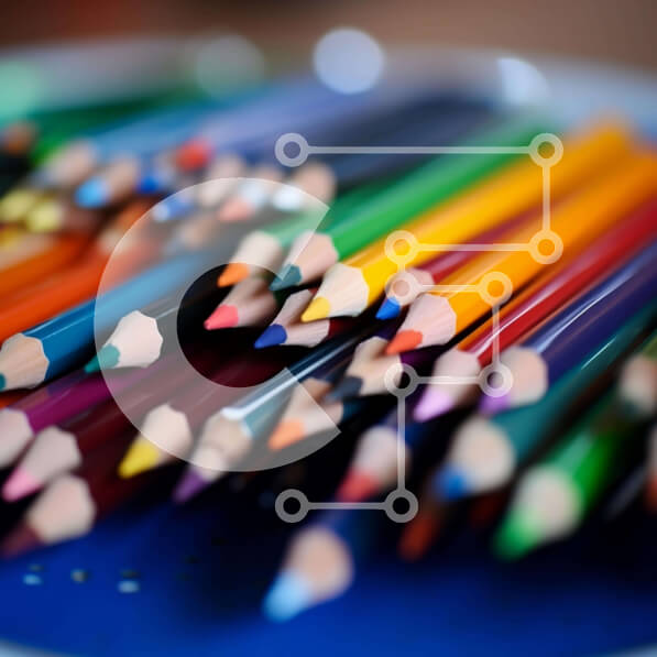 Intra Συλλεκτικό Ξύλινο Παζλ Plywood  4mm - Πολύχρωμα χρωματιστά μολύβια σε ένα ανοιχτό μπολ Σε Ξύλινο Κουτί - Διαστάσεις Puzzle: 10x10 cm – 25 κομμάτια