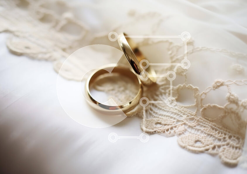 Intra Συλλεκτικό Ξύλινο Παζλ Plywood  4mm - Χρυσές Βέρες σε Λευκό Δαντελένιο ύφασμα Σε Ξύλινο Κουτί - Διαστάσεις Puzzle: 10x10 cm – 25 κομμάτια