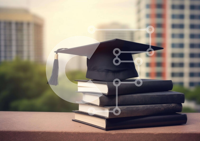 Intra Συλλεκτικό Ξύλινο Παζλ Plywood  4mm - Αποφοίτηση Cap on Books with City Skyline Σε Ξύλινο Κουτί - Διαστάσεις Puzzle: 10x10 cm – 25 κομμάτια