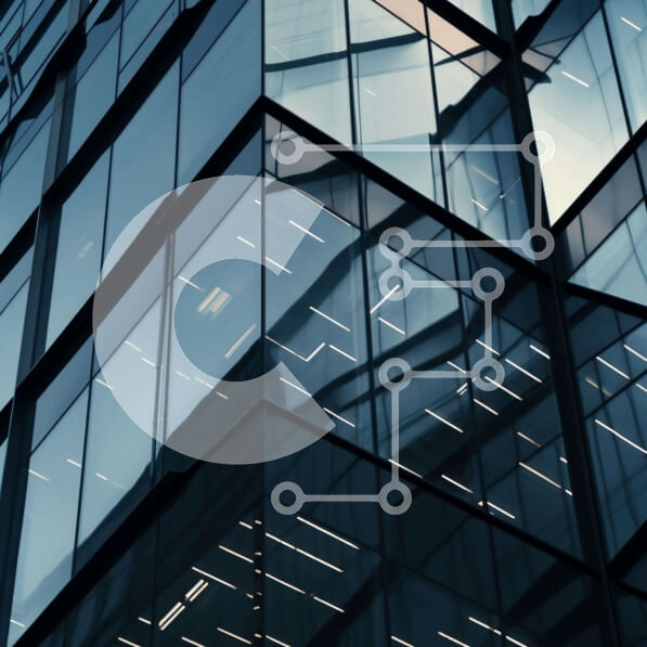 Intra Συλλεκτικό Ξύλινο Παζλ Plywood  4mm - Κτήριο με γυάλινους τοίχους που φωτίζεται τη νύχτα Σε Ξύλινο Κουτί - Διαστάσεις Puzzle: 10x10 cm – 25 κομμάτια