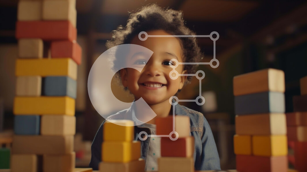 Intra Συλλεκτικό Ξύλινο Παζλ Plywood  4mm - Ευτυχισμένες στιγμές - Νεαρό αγόρι που παίζει με ξύλινα μπλοκ Σε Ξύλινο Κουτί - Διαστάσεις Puzzle: 10x10 cm – 25 κομμάτια