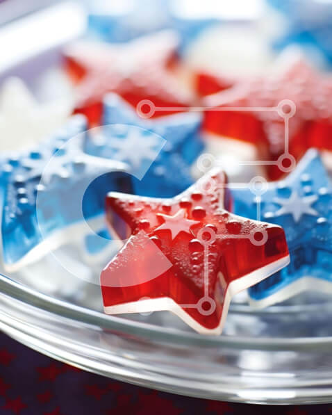 Σετ των 2 Intra Συλλεκτικό Ξύλινο Παζλ Plywood  4mm - Κόκκινα, λευκά και μπλε αστέρια ζελέ σε ένα γυάλινο πιάτο Σε Ξύλινο Κουτί - Διαστάσεις: 10x10 cm – 25 κομμάτια