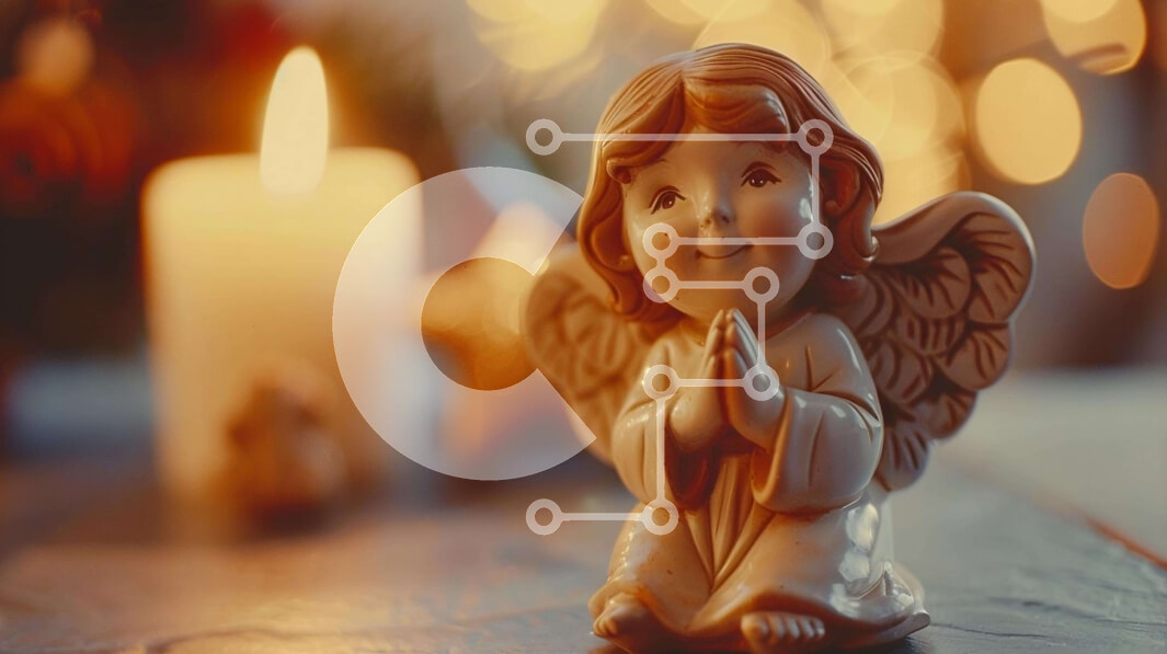 Intra Συλλεκτικό Ξύλινο Παζλ Plywood  4mm - Ειδώλιο αγγέλου και κεριά διακοπών Σε Ξύλινο Κουτί - Διαστάσεις: 10x10 cm – 25 κομμάτια