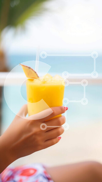 Intra Συλλεκτικό Ξύλινο Παζλ Plywood  4mm - Γυναίκα με ποτό πορτοκαλιού στο μπαλκόνι με θέα στην παραλία και στον ωκεανό Σε Ξύλινο Κουτί - Διαστάσεις Puzzle: 10x10 cm – 25 κομμάτια