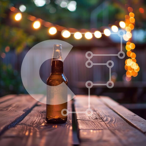 Σετ των 2 Intra Συλλεκτικό Ξύλινο Παζλ Plywood  4mm - Μπουκάλι μπύρας σε εξωτερικό ξύλινο τραπέζι Σε Ξύλινο Κουτί - Διαστάσεις: 10x10 cm – 25 κομμάτια