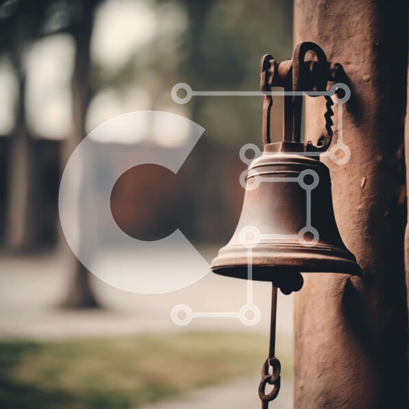 Intra Συλλεκτικό Ξύλινο Παζλ Plywood  4mm - Παλαιομοδίτικο κτίριο με μεγάλο κουδούνι Σε Ξύλινο Κουτί - Διαστάσεις Puzzle: 10x10 cm – 25 κομμάτια