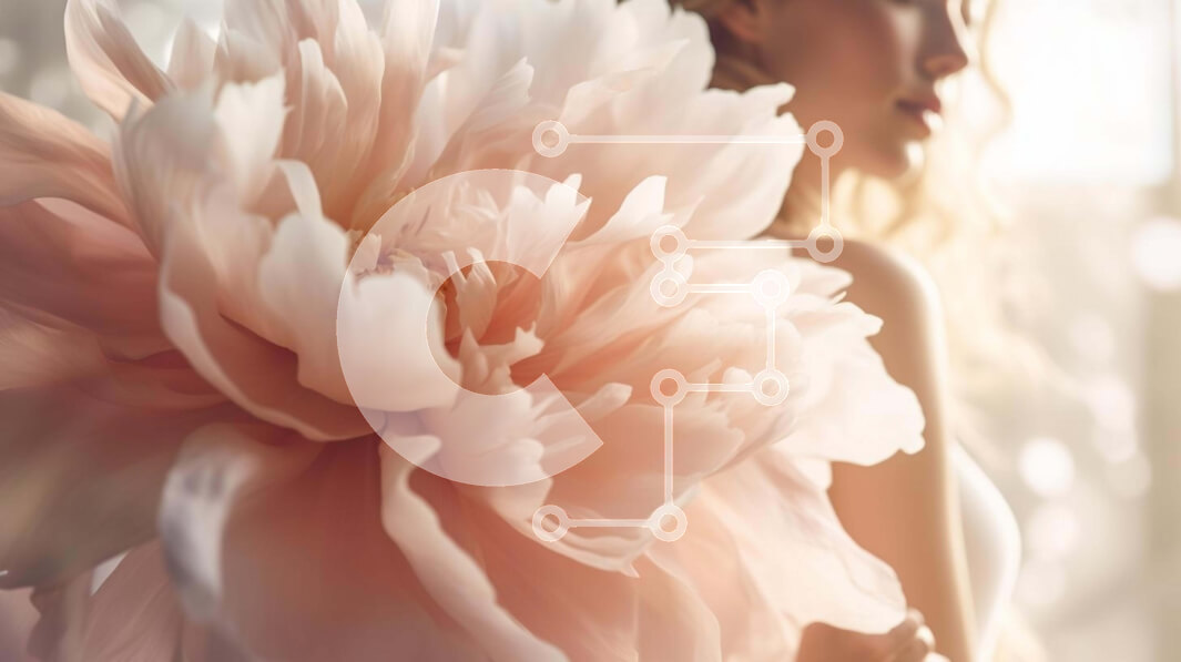 Intra Συλλεκτικό Ξύλινο Παζλ Plywood  4mm - Ξανθή γυναίκα με ροζ λουλούδι Σε Ξύλινο Κουτί - Διαστάσεις Puzzle: 10x10 cm – 25 κομμάτια