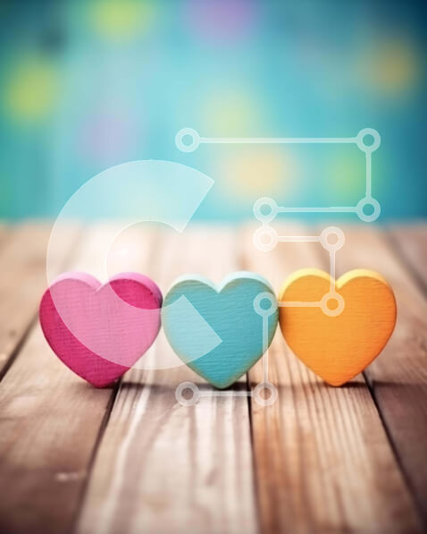 Intra Συλλεκτικό Ξύλινο Παζλ Plywood  4mm - Ξύλινες καρδιές στο τραπέζι Σε Ξύλινο Κουτί - Διαστάσεις Puzzle: 10x10 cm – 25 κομμάτια