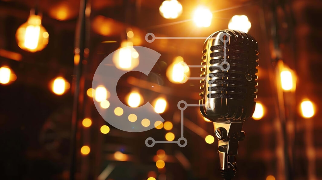 Intra Συλλεκτικό Ξύλινο Παζλ Plywood  4mm - Vintage μικρόφωνο σε φωτισμένο δωμάτιο Σε Ξύλινο Κουτί - Διαστάσεις Puzzle: 10x10 cm – 25 κομμάτια