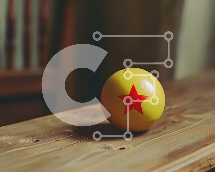 Intra Συλλεκτικό Ξύλινο Παζλ Plywood  4mm - Κίτρινη μπάλα σε παλιό ξύλινο τραπέζι Σε Ξύλινο Κουτί - Διαστάσεις: 10x10 cm – 25 κομμάτια