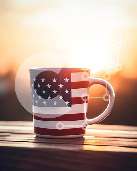 Intra Συλλεκτικό Ξύλινο Παζλ Plywood  4mm - Πατριωτική κούπα καφέ με σχέδιο αμερικανικής σημαίας Σε Ξύλινο Κουτί - Διαστάσεις Puzzle: 10x10 cm – 25 κομμάτια