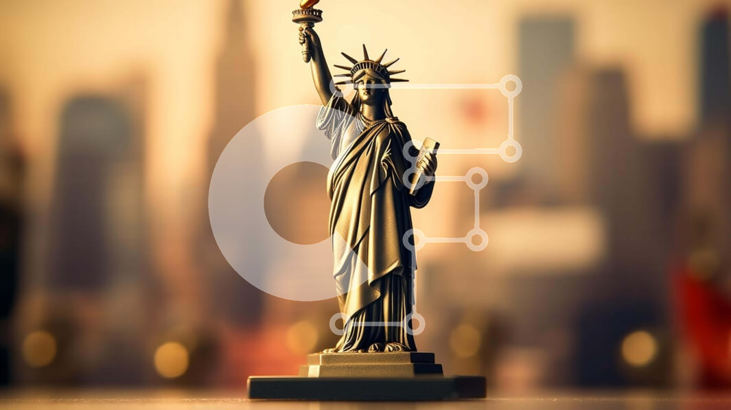 Intra Συλλεκτικό Ξύλινο Παζλ Plywood  4mm - Άγαλμα της Ελευθερίας μπροστά από τον ορίζοντα της πόλης Σε Ξύλινο Κουτί - Διαστάσεις Puzzle: 10x10 cm – 25 κομμάτια