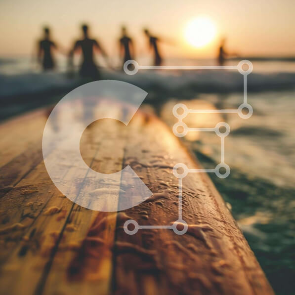 Intra Συλλεκτικό Ξύλινο Παζλ Plywood  4mm - Σέρφερ σε ξύλινη σανίδα του σερφ στο ηλιοβασίλεμα Σε Ξύλινο Κουτί - Διαστάσεις Puzzle: 10x10 cm – 25 κομμάτια