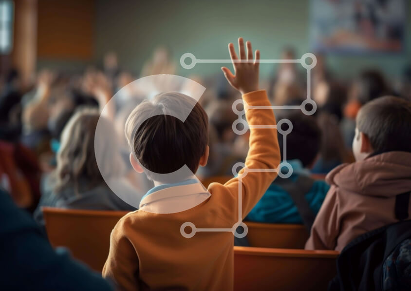 Intra Συλλεκτικό Ξύλινο Παζλ Plywood  4mm - Παιδιά σε αμφιθέατρο που συμμετέχουν σε τάξη Σε Ξύλινο Κουτί - Διαστάσεις Puzzle: 10x10 cm – 25 κομμάτια