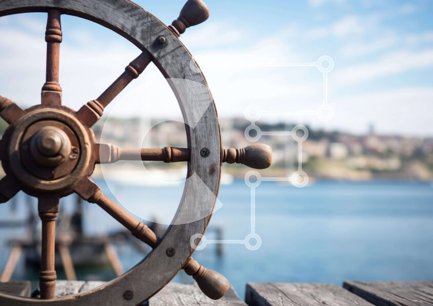 Intra Συλλεκτικό Ξύλινο Παζλ Plywood  4mm - Maritime History: Wooden Ship Steering Wheel on Dock Σε Ξύλινο Κουτί - Διαστάσεις Puzzle: 10x10 cm – 25 κομμάτια