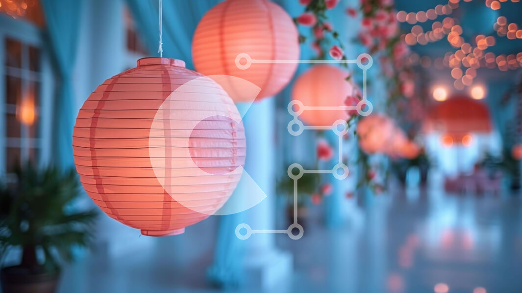 Intra Συλλεκτικό Ξύλινο Παζλ Plywood  4mm - Κομψός διάδρομος με ροζ χάρτινα φανάρια Σε Ξύλινο Κουτί - Διαστάσεις Puzzle: 10x10 cm – 25 κομμάτια